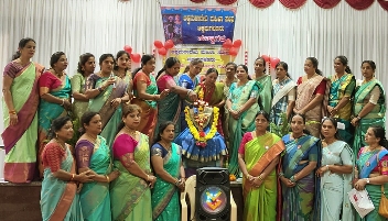akka
