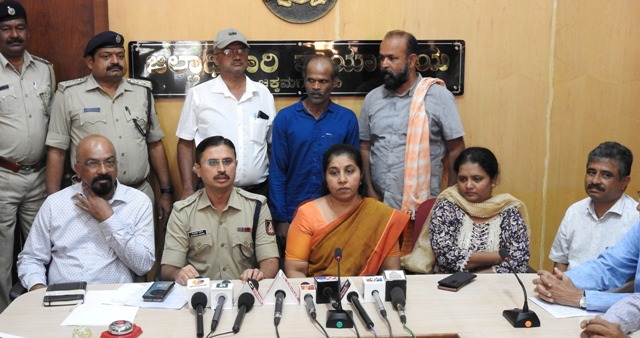 naxal 4