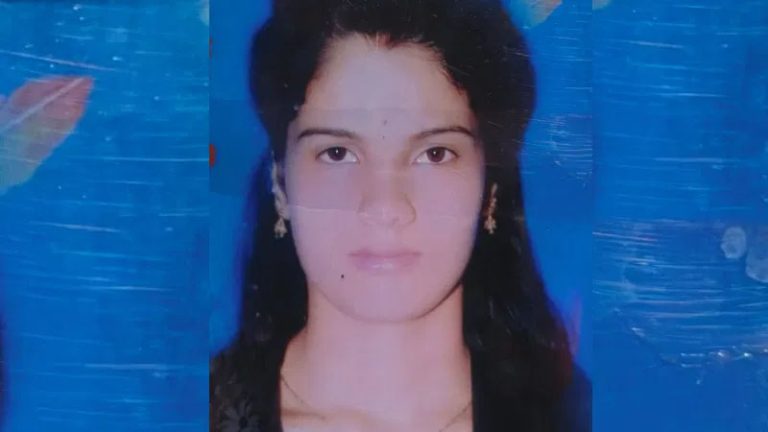 pathi pathni kole